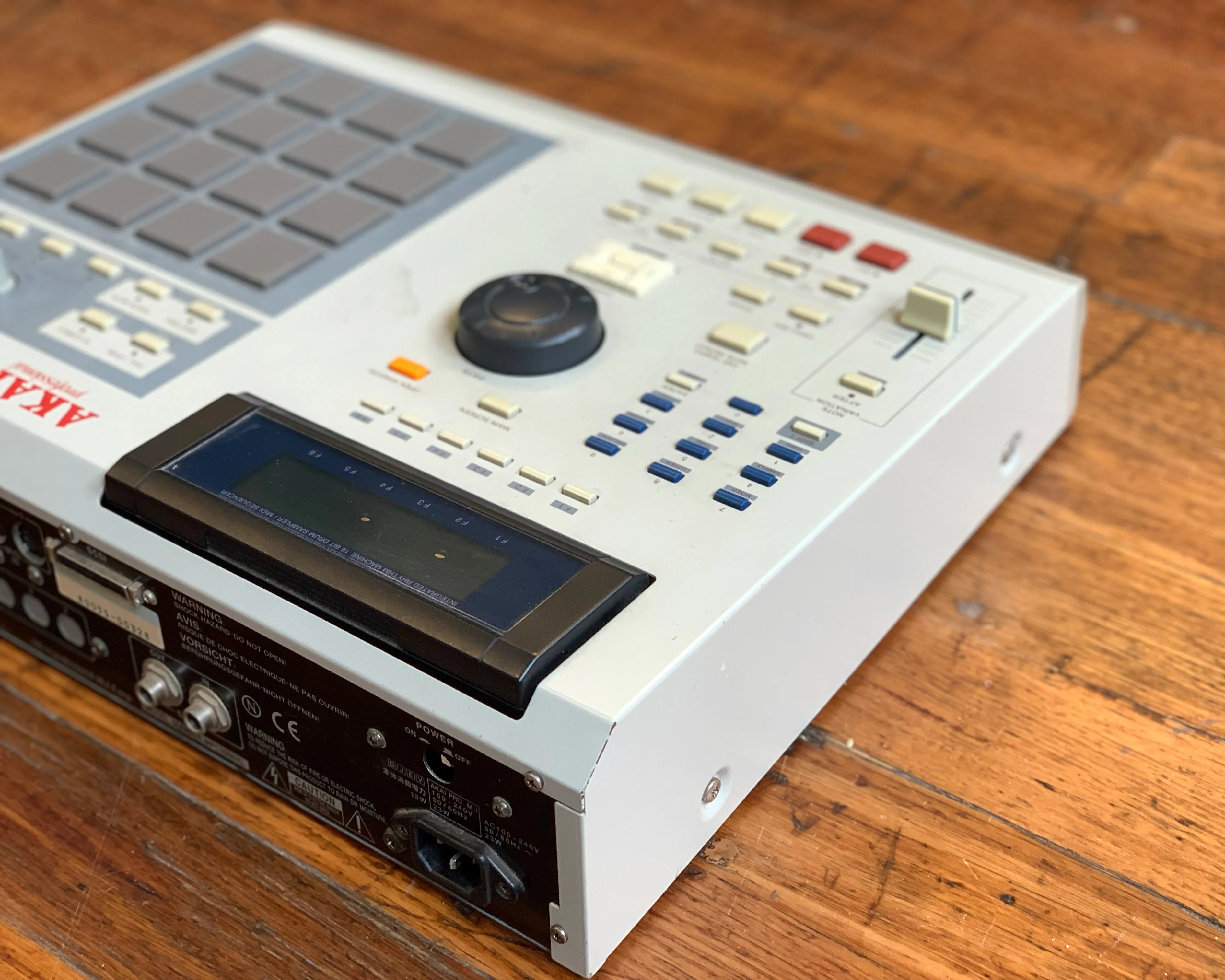 Akai MPC2000XL MIDI Production Center